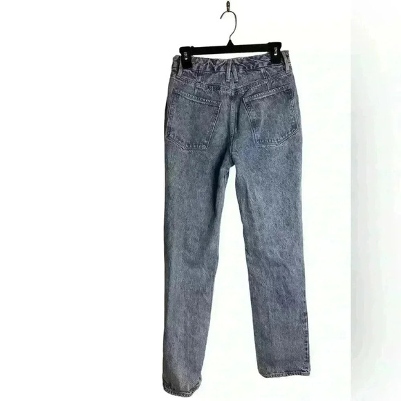 Good American 90’s Icon High Rise Straight Leg Distressed Jeans Size 2/26 - Picture 5 of 8